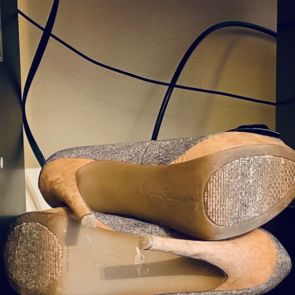 Open toe heels by Jessica Simpson - Picture 4 of 4